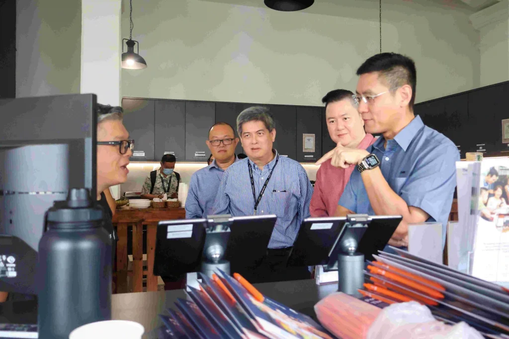 Apple small business program